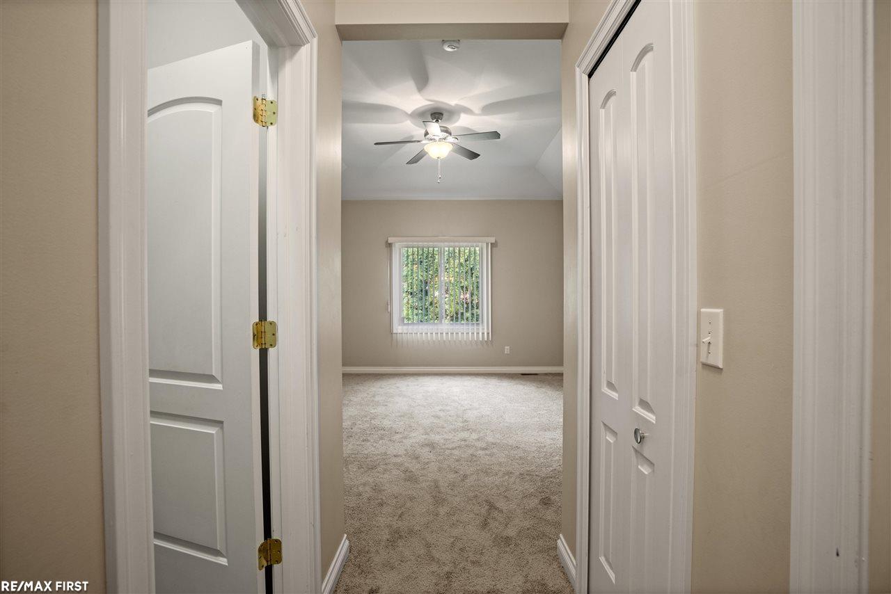36817 Union Lake Road Clinton Township, MI 48035 - Photo 9 of 23