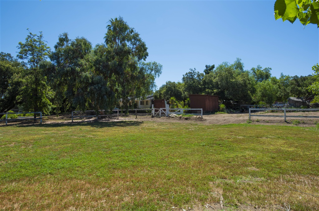 15727 Mussey Grade Road Ramona, CA 92065 - Photo 3 of 12