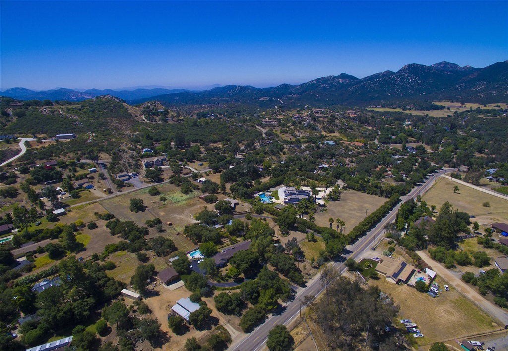 15727 Mussey Grade Road Ramona, CA 92065 - Photo 7 of 12