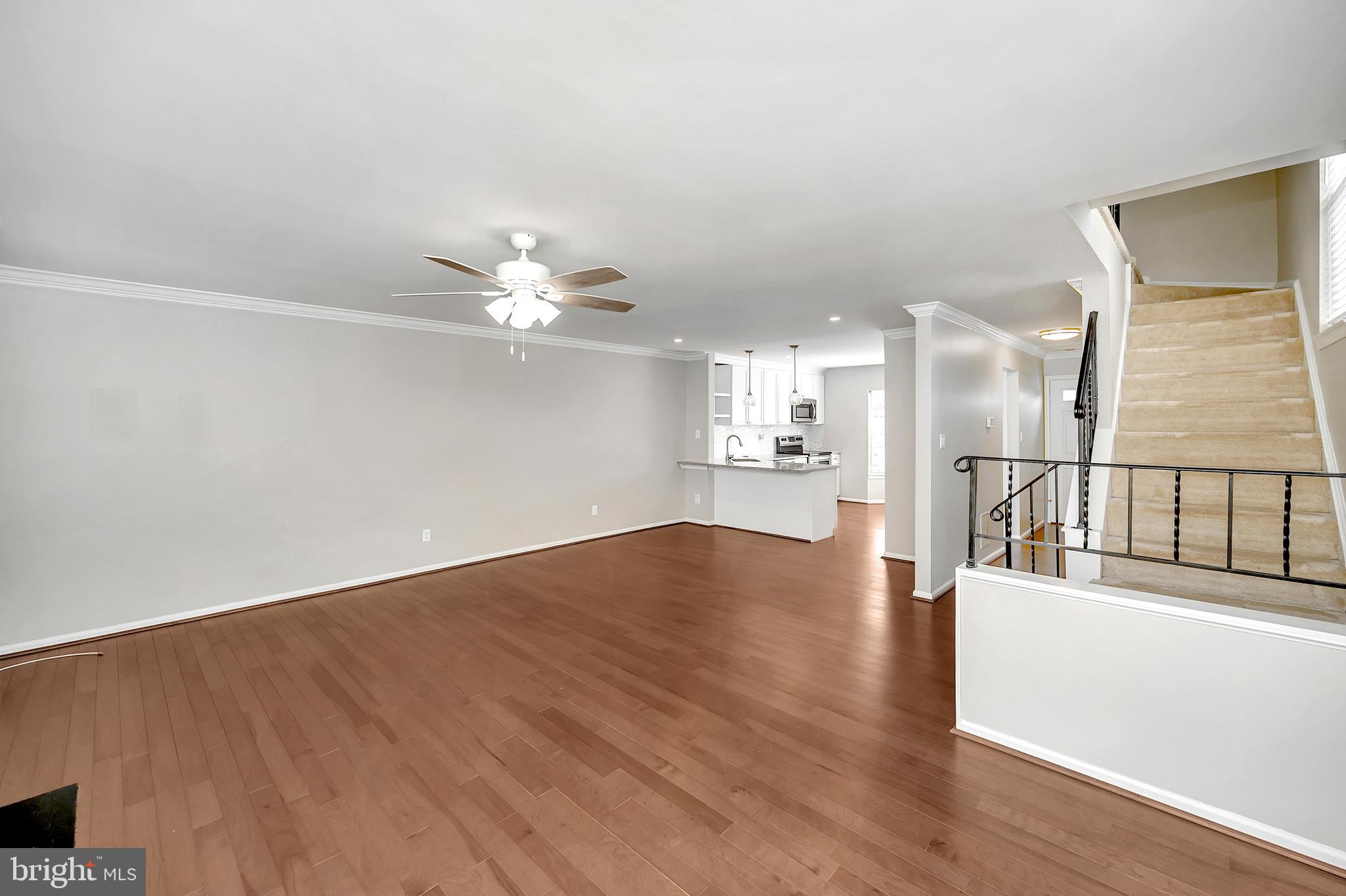 4032 Spring Run Court, Unit 6A Chantilly, VA 20151 - Photo 16 of 33 Gallery Image 16