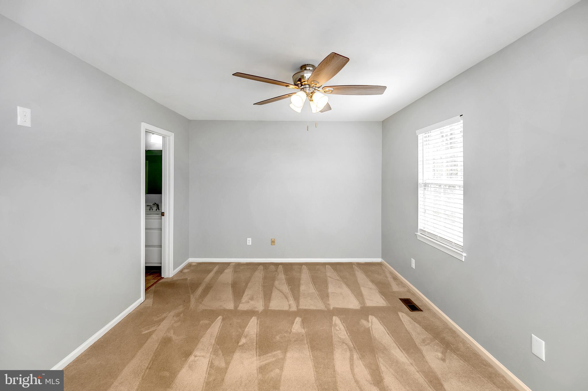 4032 Spring Run Court, Unit 6A Chantilly, VA 20151 - Photo 20 of 33 Gallery Image 20
