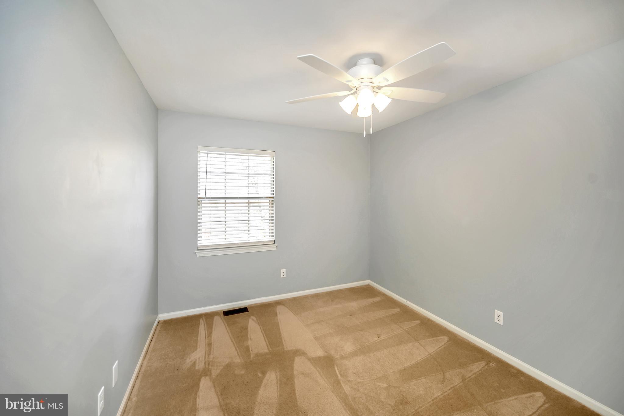 4032 Spring Run Court, Unit 6A Chantilly, VA 20151 - Photo 24 of 33 Gallery Image 24