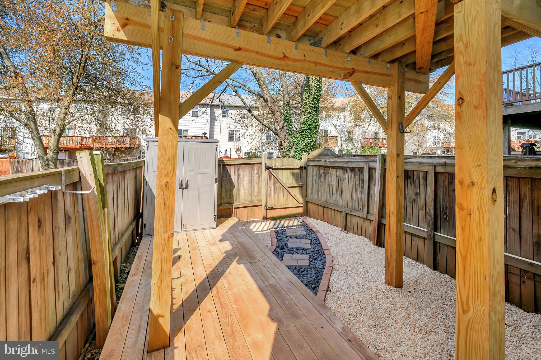 4032 Spring Run Court, Unit 6A Chantilly, VA 20151 - Photo 30 of 33 Gallery Image 30