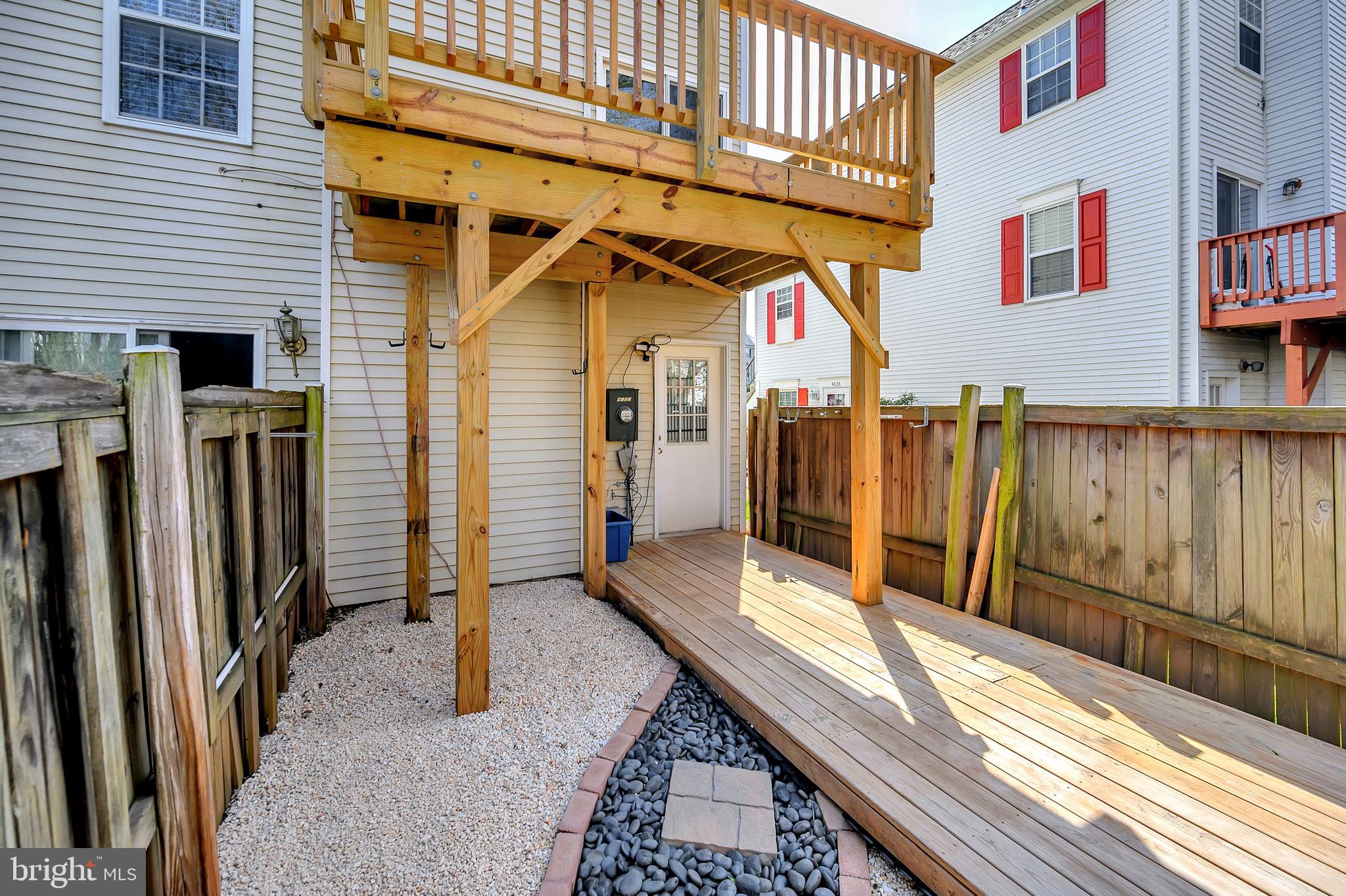4032 Spring Run Court, Unit 6A Chantilly, VA 20151 - Photo 32 of 33 Gallery Image 32