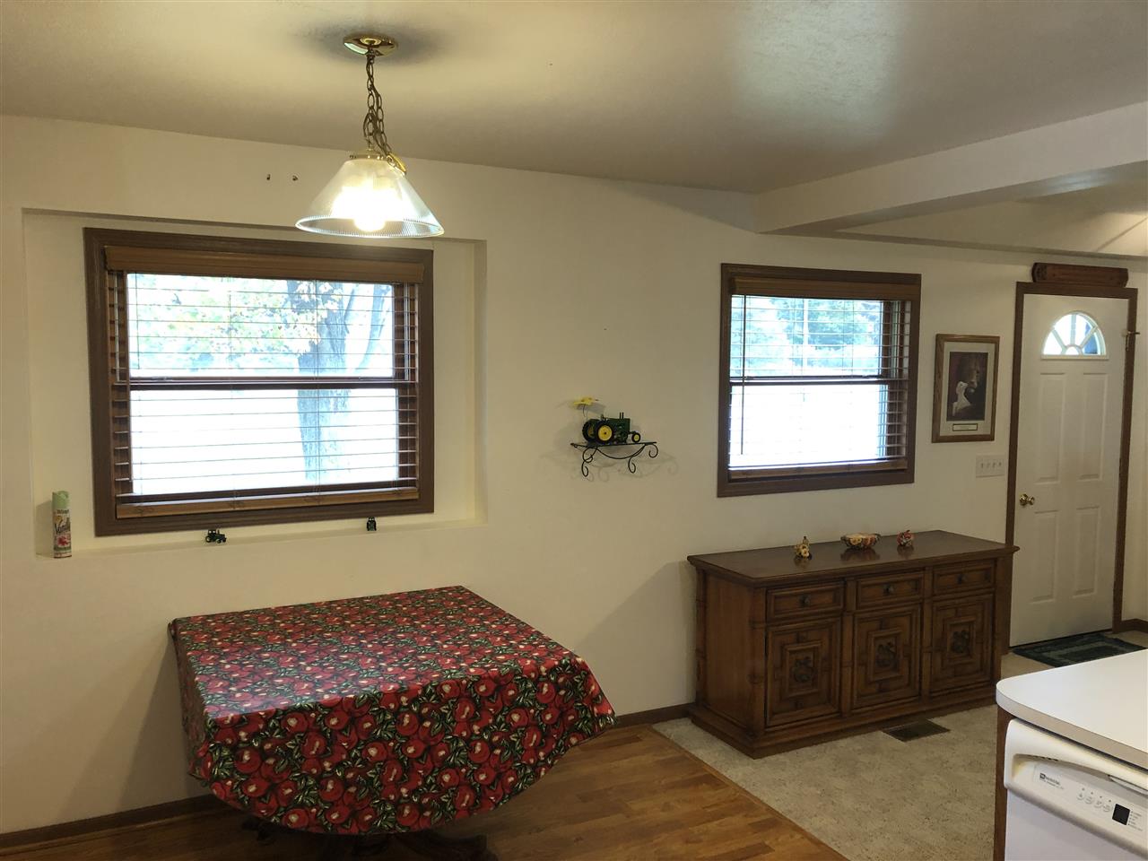 7171 North Linden Road Mount Morris, MI 48458 - Photo 4 of 26 50026885-3.JPG