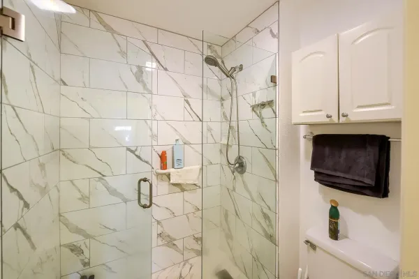 $525,000 | 4085 Crystal Dawn Lane, Unit 104, San Diego, CA 92122