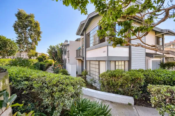 $525,000 | 4085 Crystal Dawn Lane, Unit 104, San Diego, CA 92122