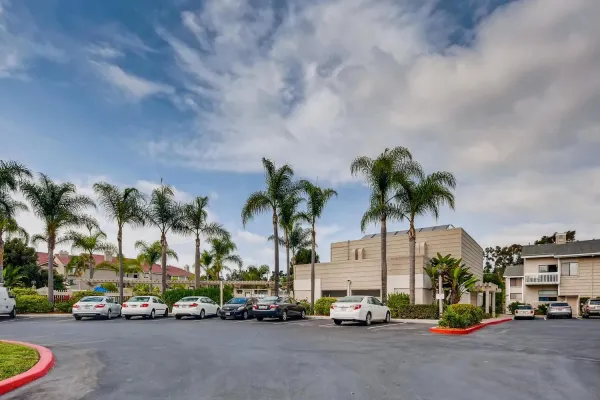 $525,000 | 4085 Crystal Dawn Lane, Unit 104, San Diego, CA 92122