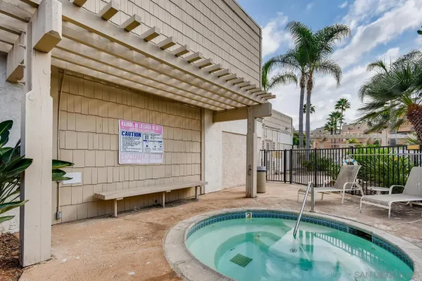 $525,000 | 4085 Crystal Dawn Lane, Unit 104, San Diego, CA 92122
