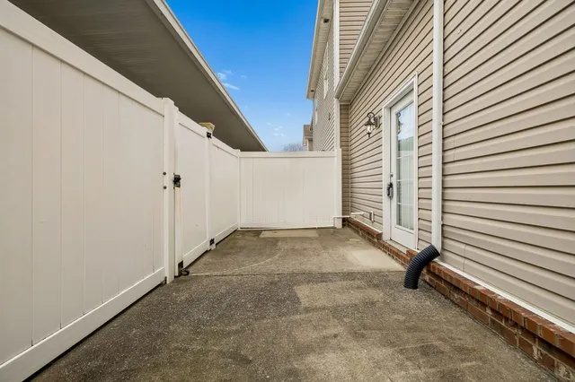 a view of a house with a garage