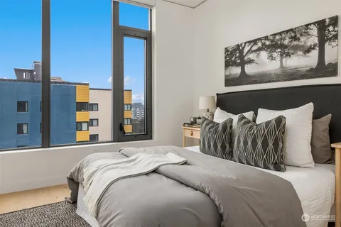 $475,000 | 2510 6th Avenue, Unit 1606, Seattle, WA 98121