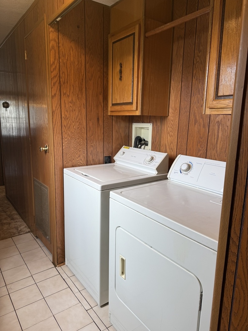 608 Tanglewood Road Matteson, IL 60443 - Photo 23 of 25