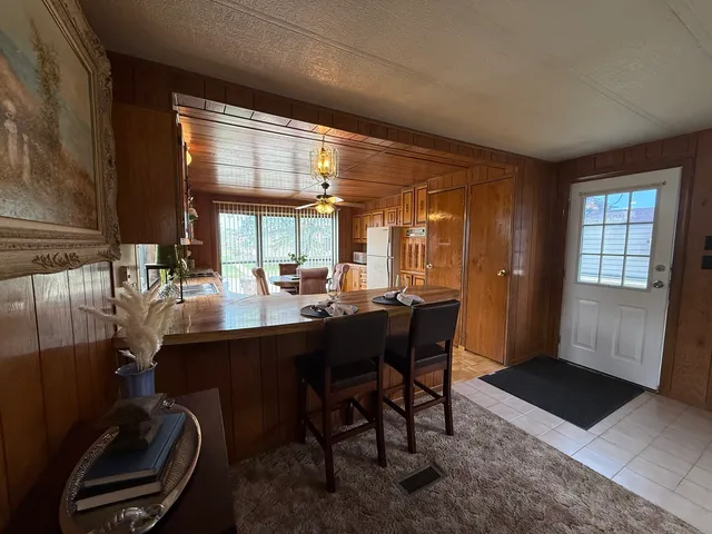 $39,900 | 608 Tanglewood Road, Matteson, IL 60443