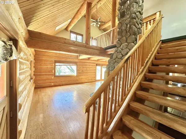 a view of an entryway