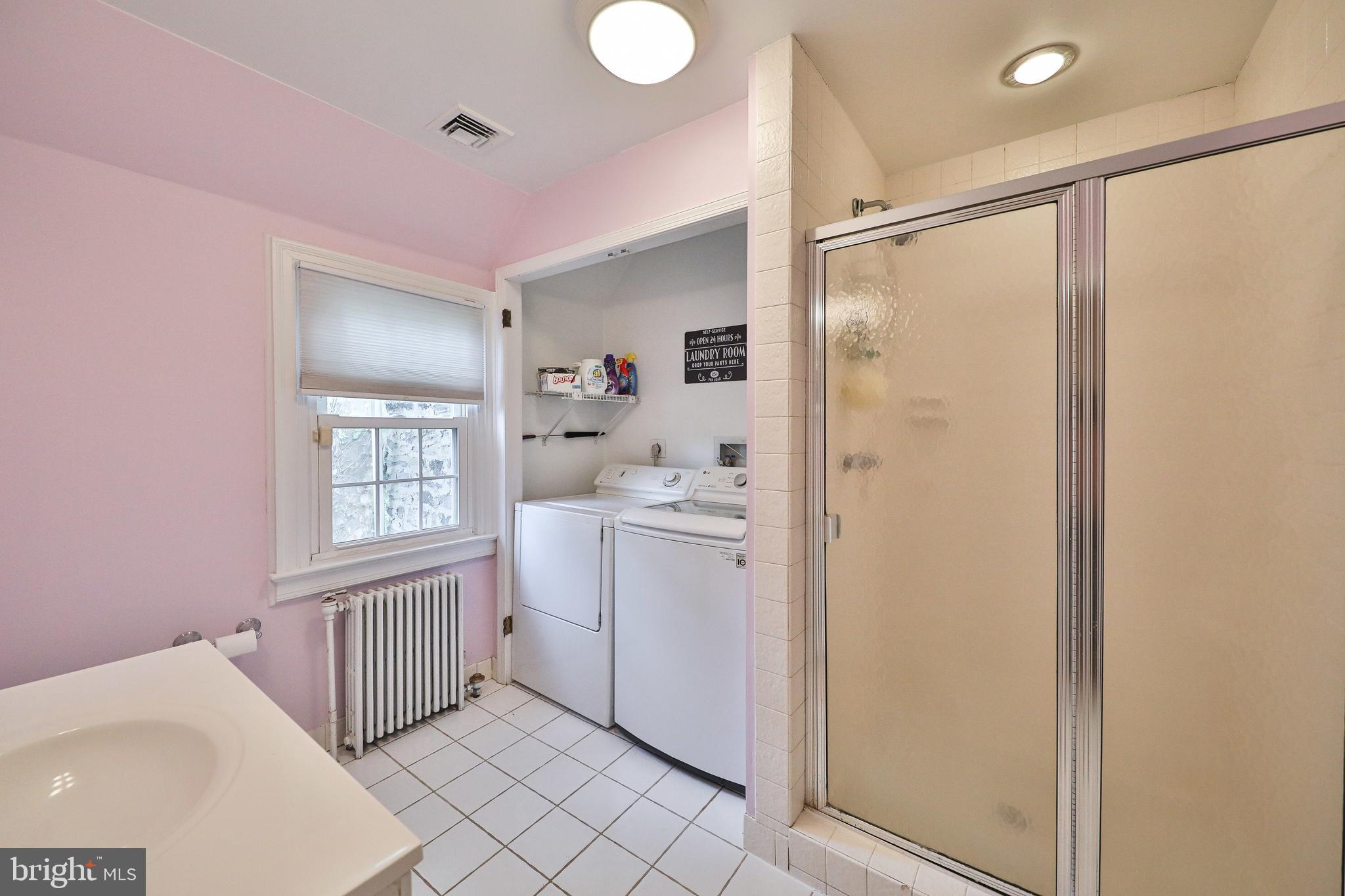724 Baeder Road Jenkintown, PA 19046 - Photo 22 of 30 Bathroom 2