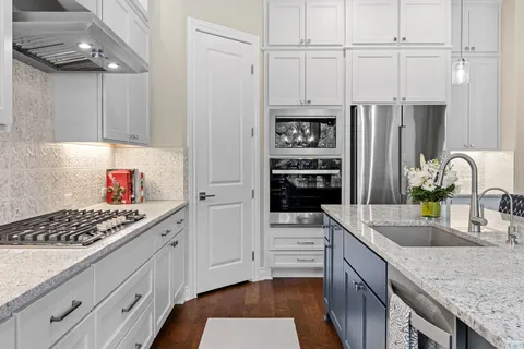 $749,000 | 108 Oak Trail Drive, Georgetown, TX 78628