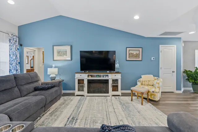 $438,200 | 3708 Park Pointe Avenue, Little River, SC 29566