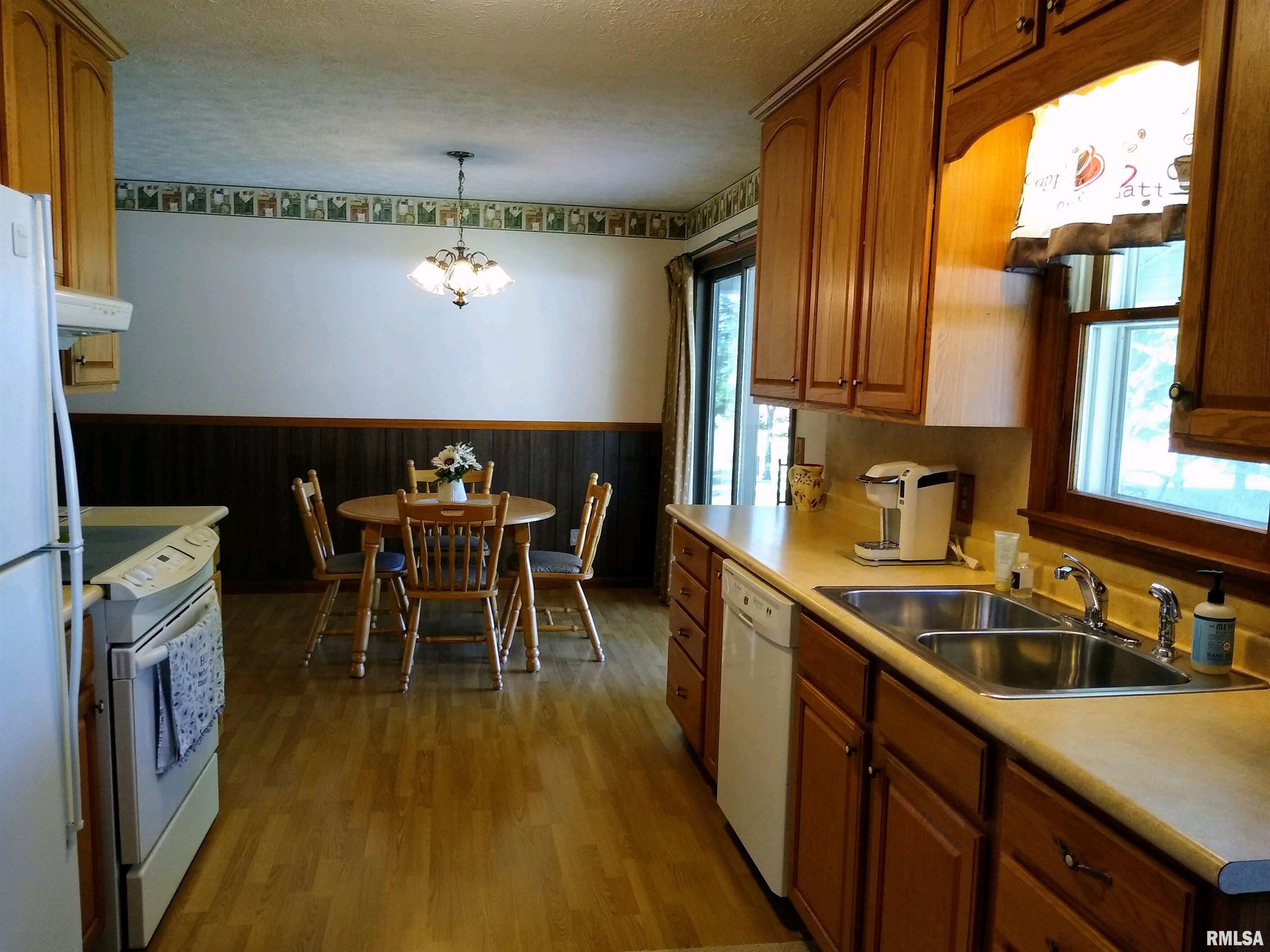 253 Water Tower Road Stonefort, IL 62987 - Photo 11 of 65