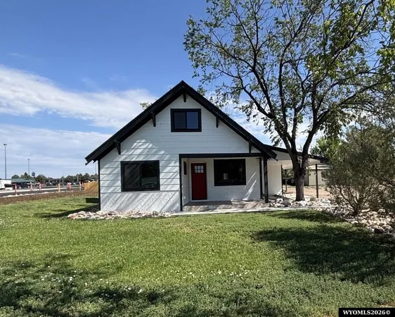 $299,900 | 1604 16th Street, Wheatland, WY 82201