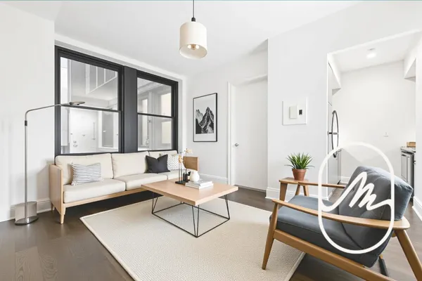 $3,750 | 15 Park Row, Unit 7J | Financial District