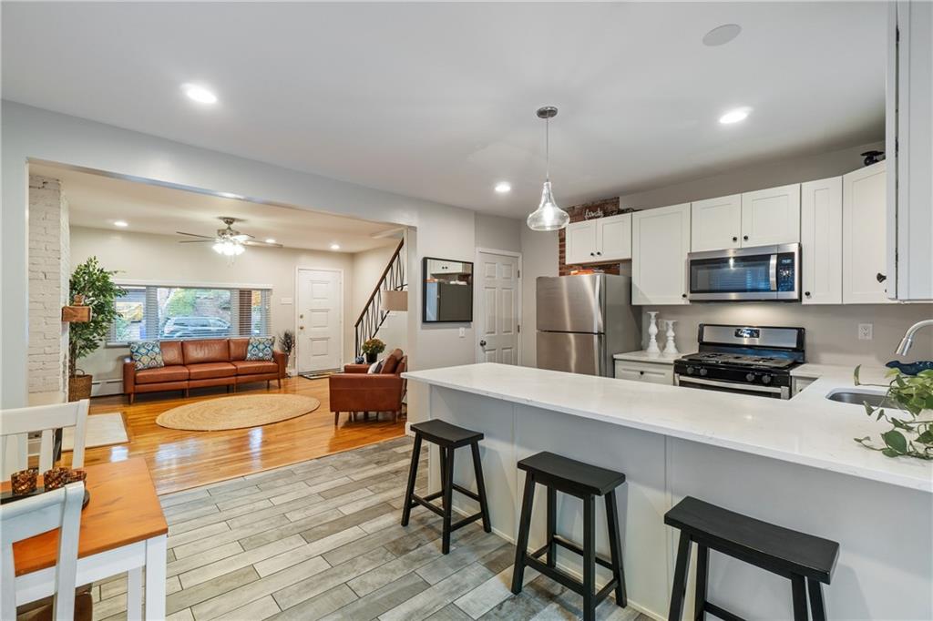 2871 Fernwald Road Pittsburgh, PA 15217 - Photo 16 of 28 Gallery Image 16