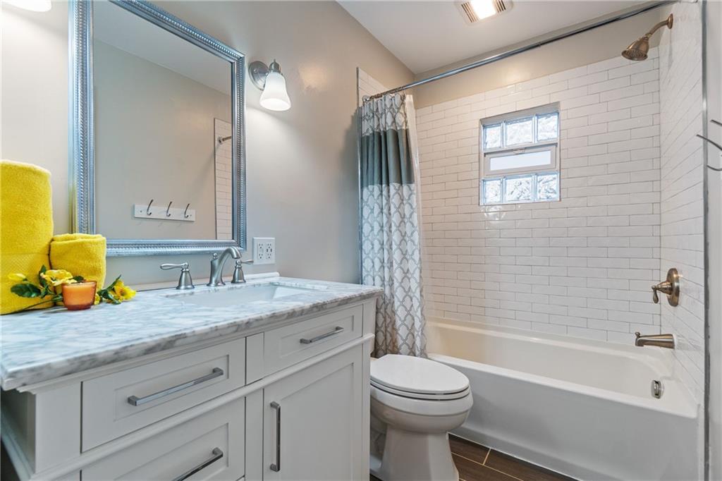 2871 Fernwald Road Pittsburgh, PA 15217 - Photo 18 of 28 Gallery Image 18