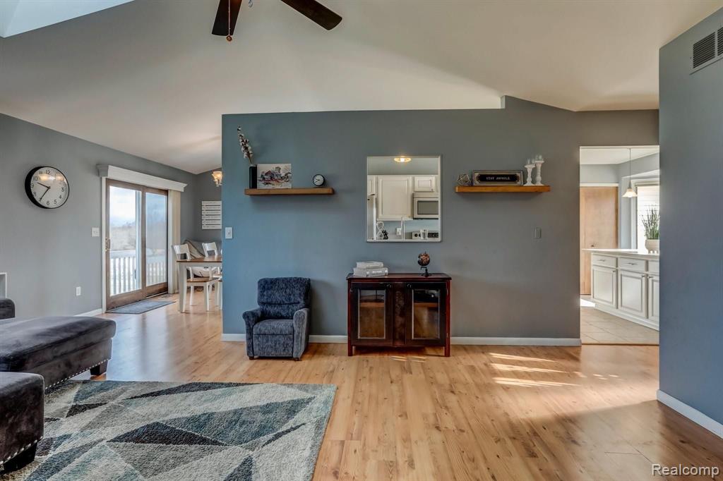 4560 Bradley Road Gregory, MI 48137 - Photo 13 of 34