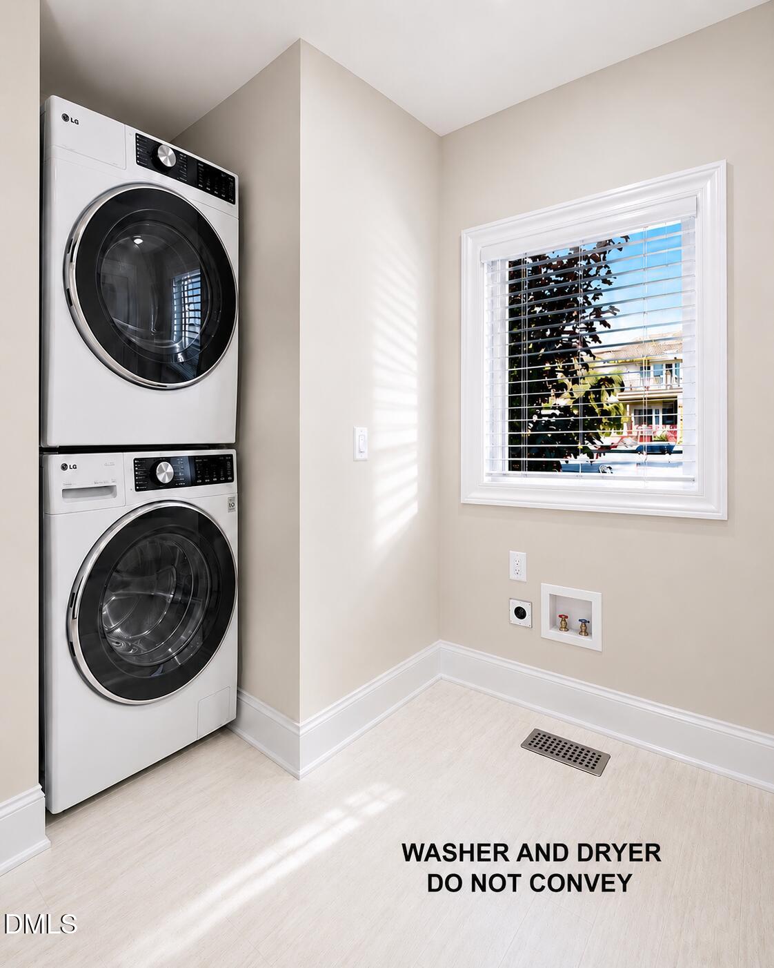 607 Smedes Place, Unit B Raleigh, NC 27605 - Photo 15 of 22 laundry