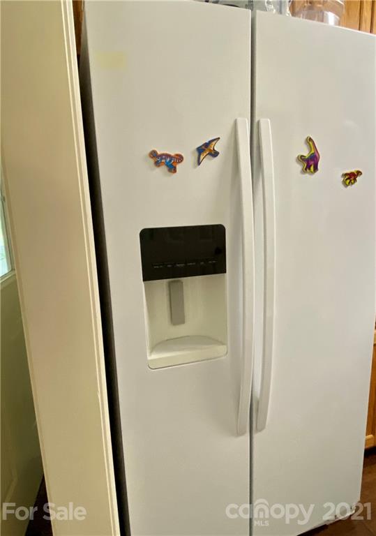 980 Coventry Road Kannapolis, NC 28081 - Photo 16 of 32 a bathroom with a shower and a sink