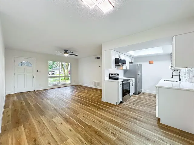 $379,000 | 10217 Belgrove Place, Orlando, FL 32817