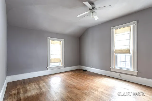 $250,000 | 55 Fitch Place Southeast, Grand Rapids, MI 49503