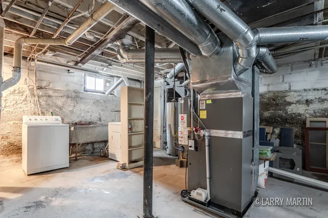 $250,000 | 55 Fitch Place Southeast, Grand Rapids, MI 49503