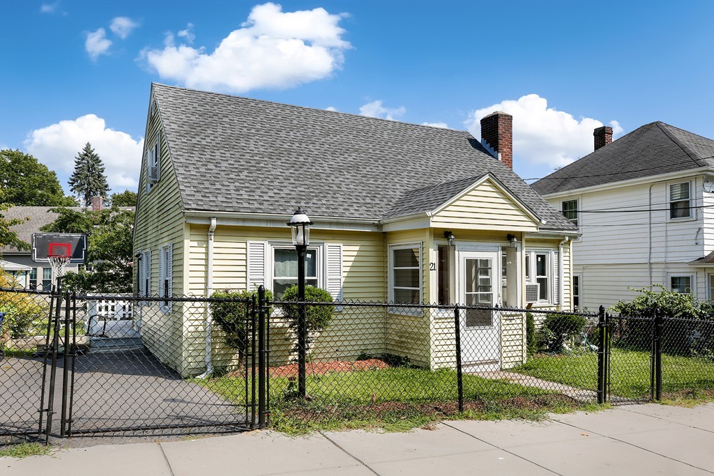 21 Lodgehill Road Boston, MA 02136 - Photo 13 of 14 Gallery Image 13