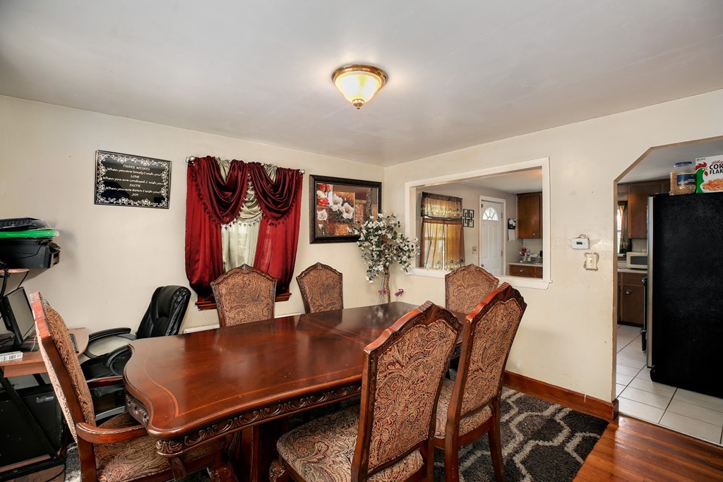 21 Lodgehill Road Boston, MA 02136 - Photo 5 of 14 Gallery Image 5