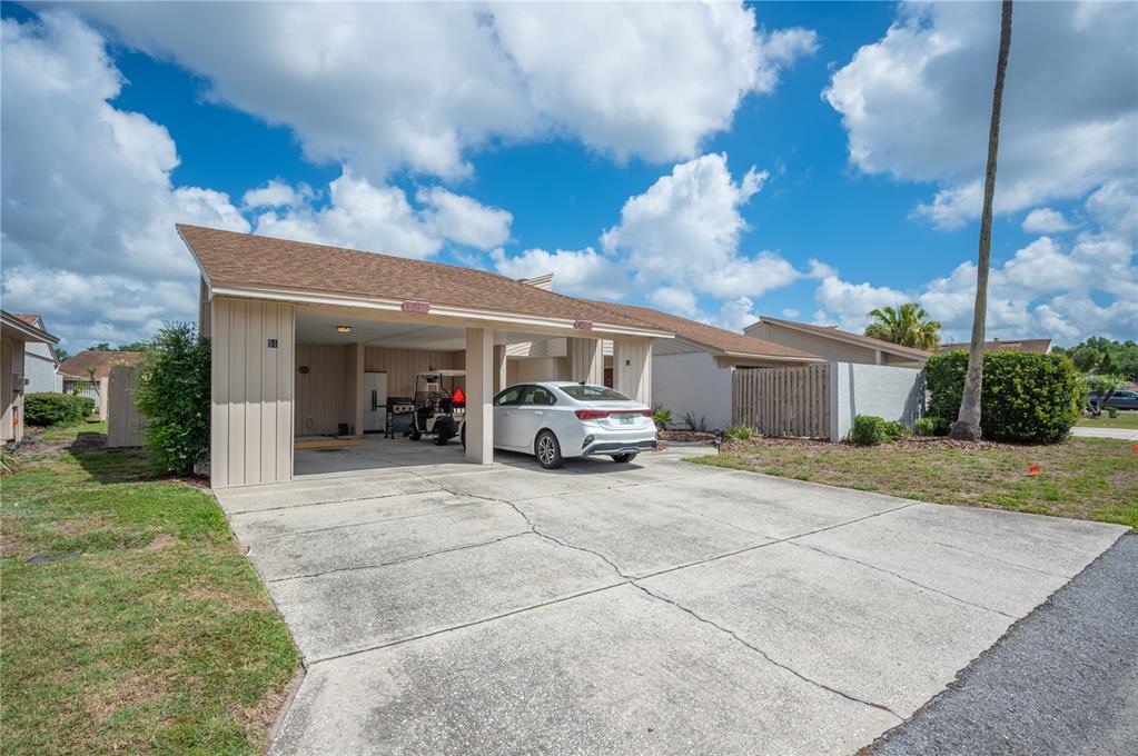 4231 Oak Loop, Unit 51 Mulberry, FL 33860 - Photo 29 of 29 a view of a house with a patio