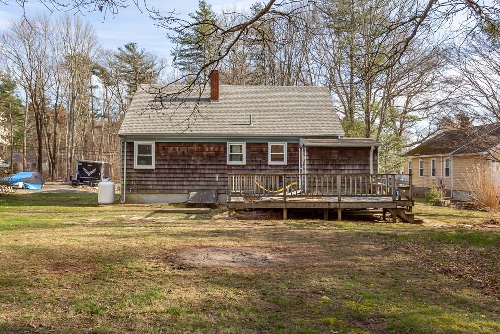 159 Hathaway Road Acushnet, MA 02743 - Photo 2 of 18 a front view of a house with a yard