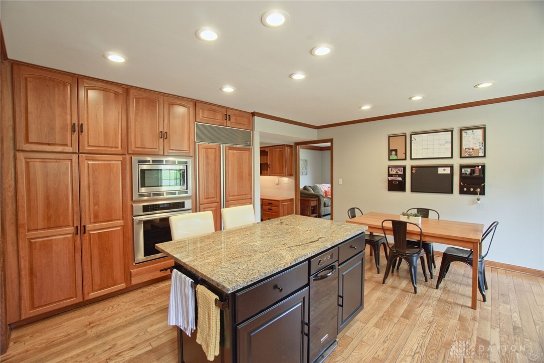 564 Stonehaven Road Kettering, OH 45429 - Photo 35 of 69 Gallery Image 35