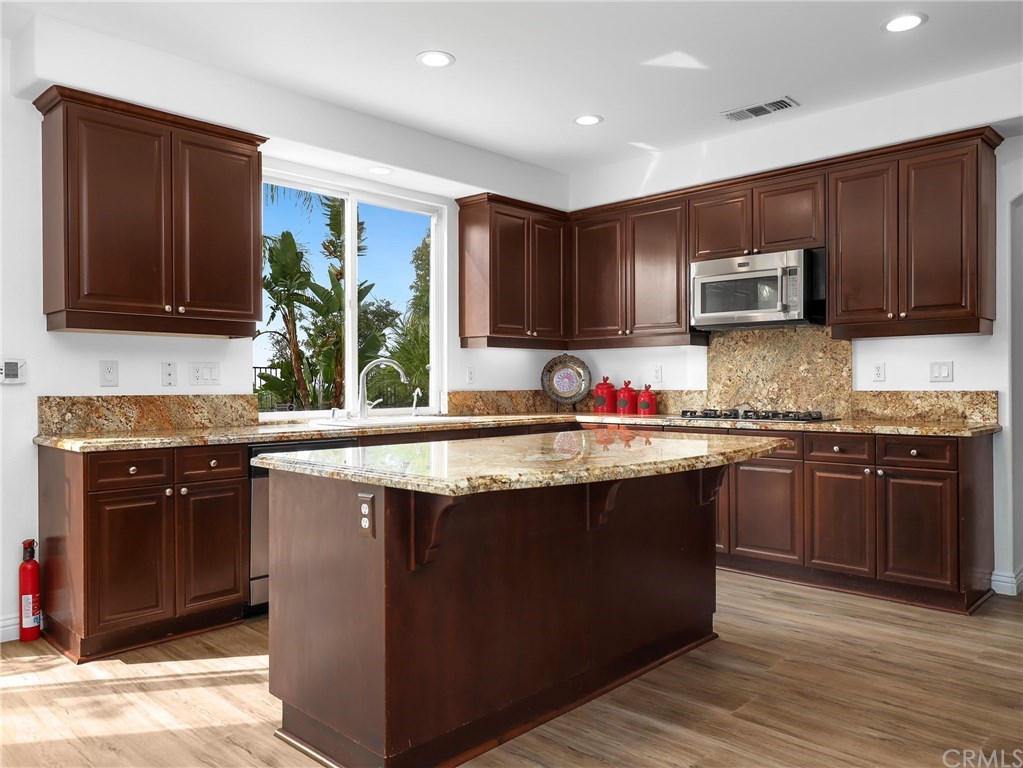 25955 Burke Place Stevenson Ranch, CA 91381 - Photo 18 of 36