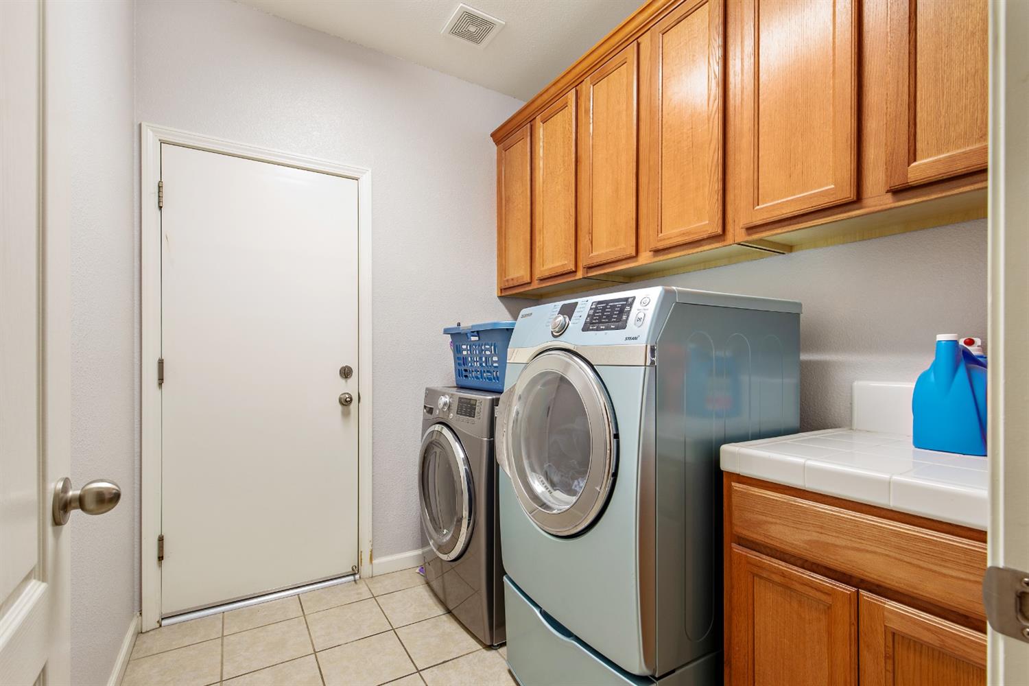 385 East Olson Avenue Reedley, CA 93654 - Photo 22 of 35 Gallery Image 22