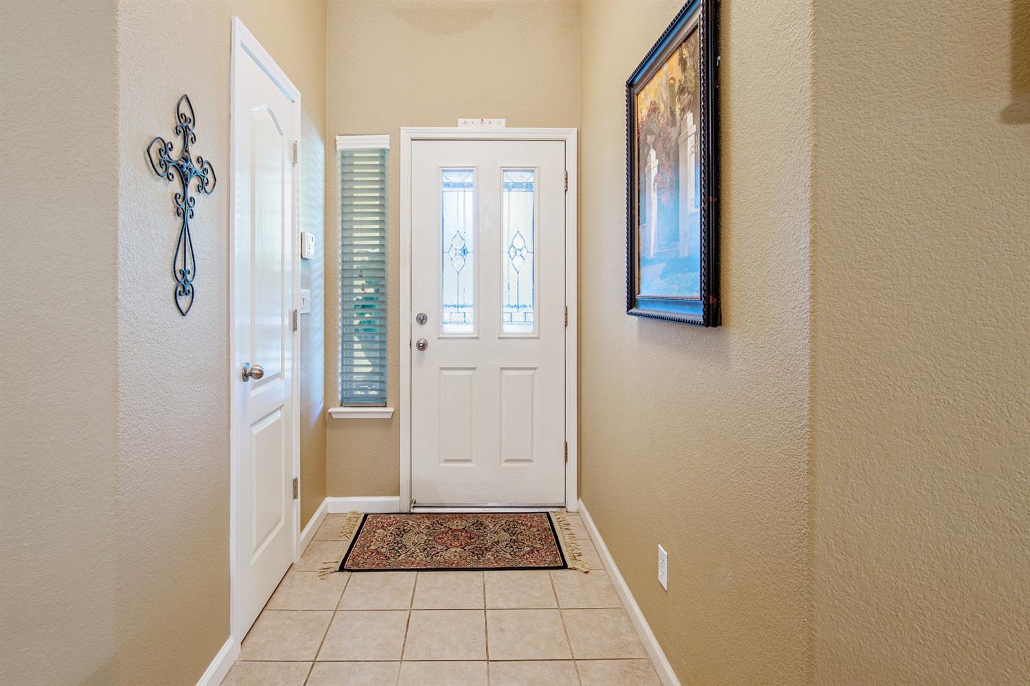 385 East Olson Avenue Reedley, CA 93654 - Photo 8 of 35 Gallery Image 8