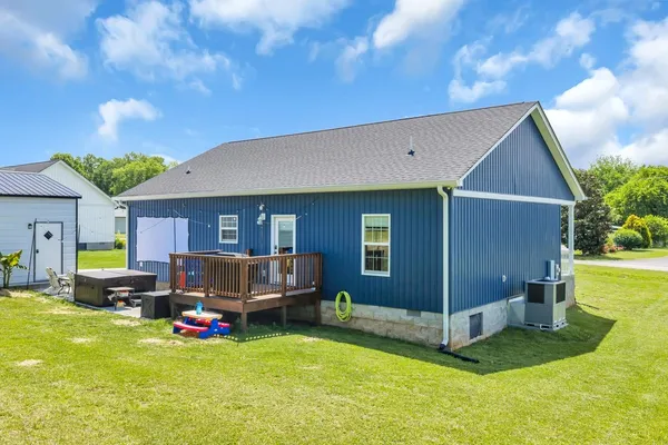 $309,000 | 70 Crestview Drive, Winchester, TN 37398