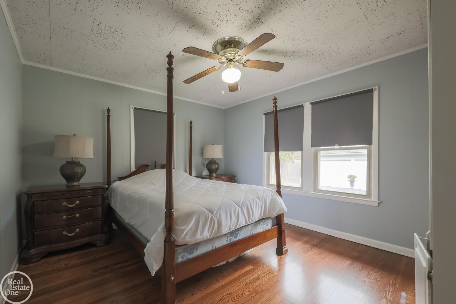 344 Neff Road Grosse Pointe, MI 48230 - Photo 14 of 41 50096730-14.JPG