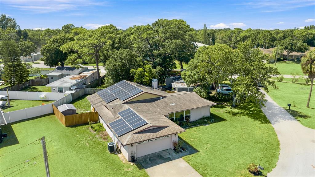 802 Embassy Road Largo, FL 33771 - Photo 2 of 12 Gallery Image 2