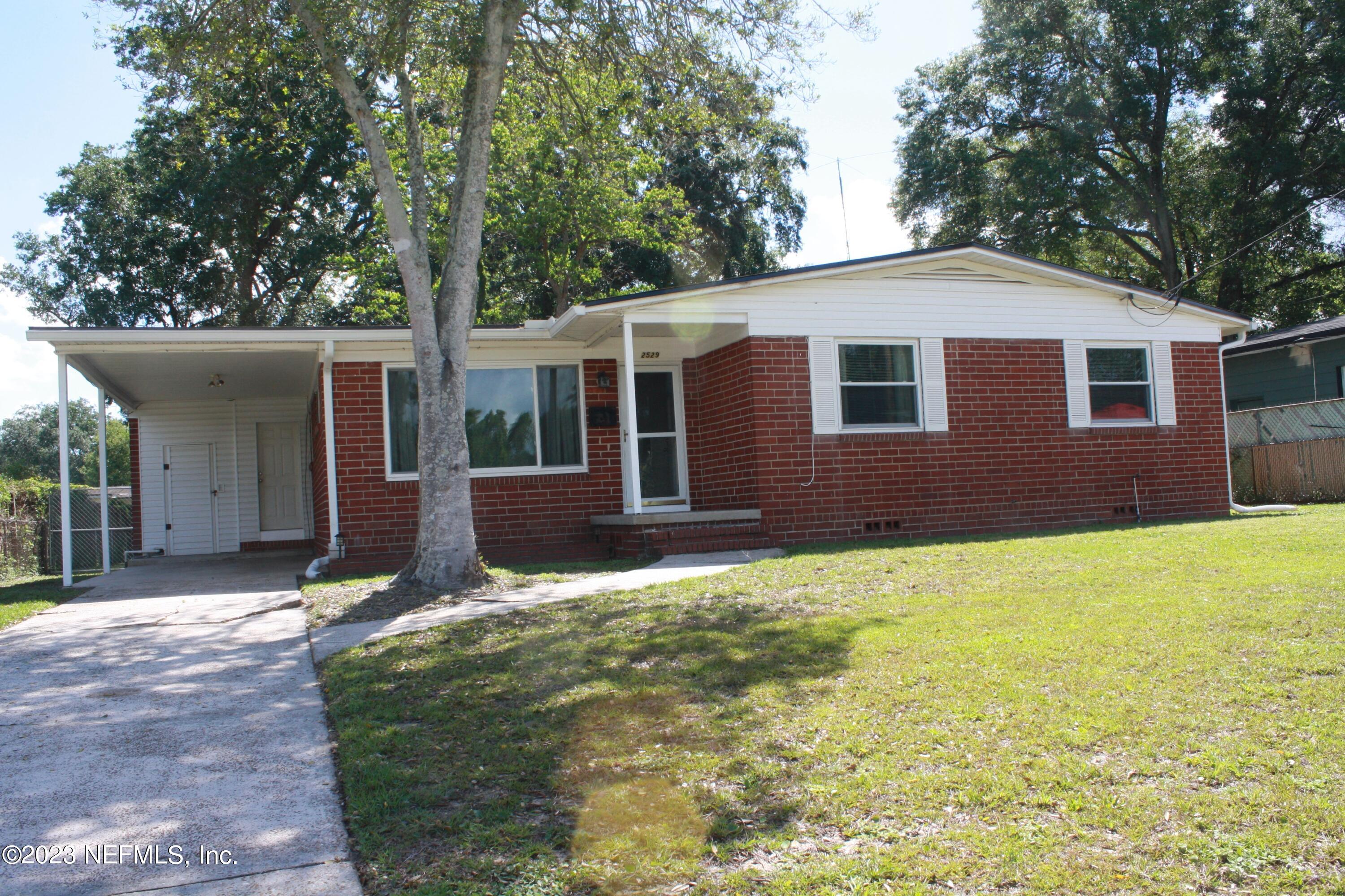 2529 Caladium Road Jacksonville, FL 32211 - Photo 1 of 19 Front
