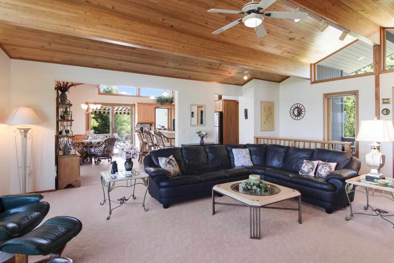 5580 East Kabat Road Cedar, MI 49621 - Photo 19 of 62 1889143-18.JPG