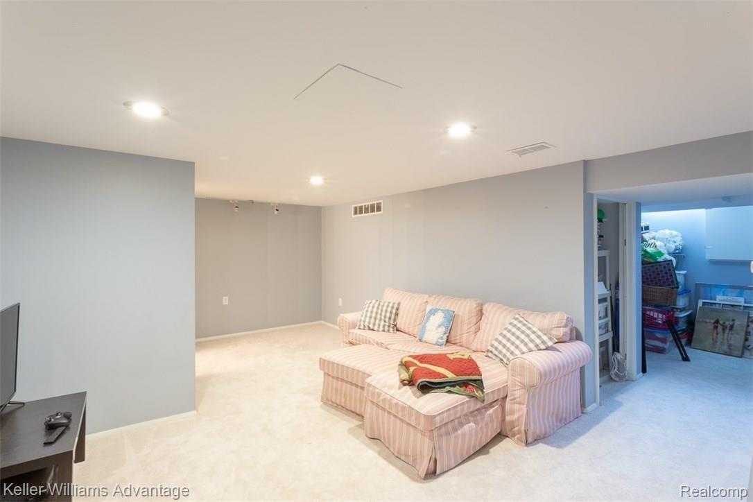 35966 Charter Crest Road Farmington, MI 48335 - Photo 53 of 69 Charter Crest_35966-Lower--1.jpg
