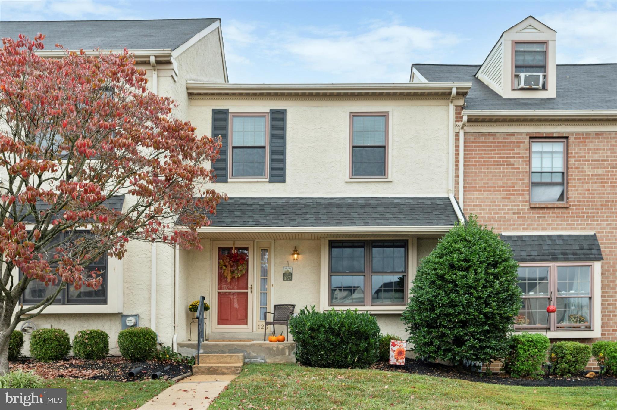 126 Bradbury Road Brookhaven, PA 19015 - Photo 1 of 16 Gallery Image 1
