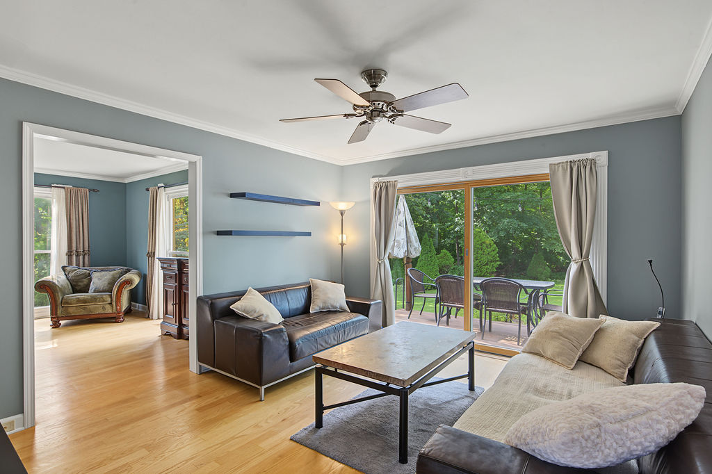 6 Dogwood Road Rolling Meadows, IL 60008 - Photo 17 of 43 Gallery Image 17