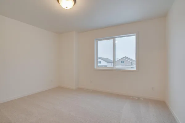 $327,200 | 2516 38th Avenue South, Moorhead, MN 56560
