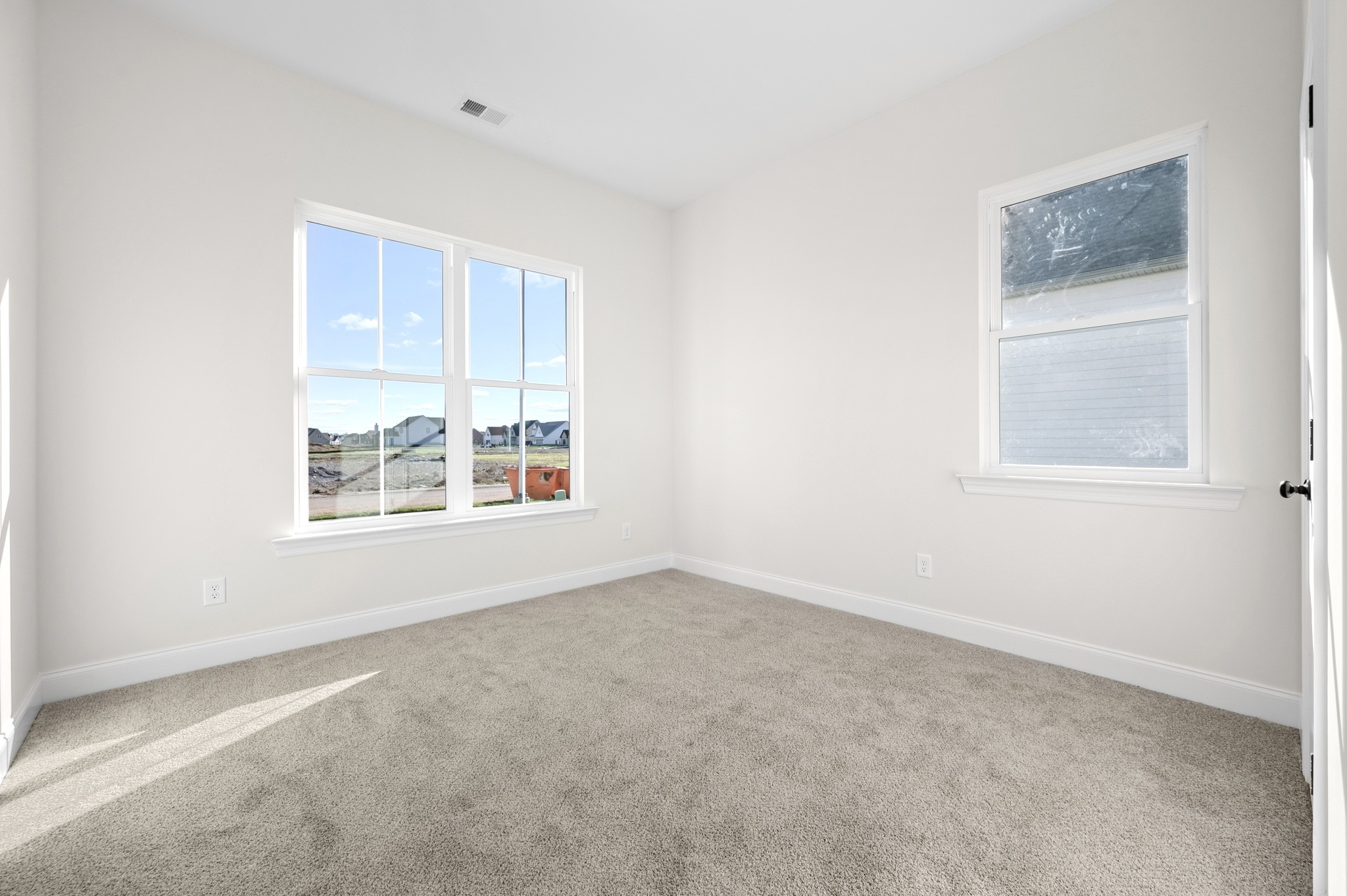 4209 McCown Way Murfreesboro, TN 37127 - Photo 19 of 29 an empty room with windows